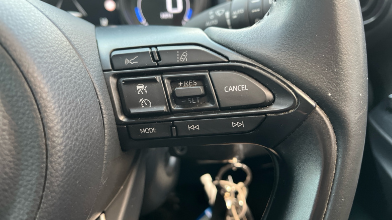 Toyota Yaris 1.5 Hybrid Design 5dr CVT [Panoramic Roof] Hybrid Hatchback